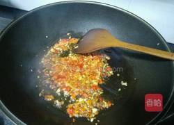 剁椒多宝鱼的做法图解9