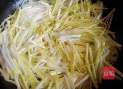 韭黄炒鸡蛋的做法图解5