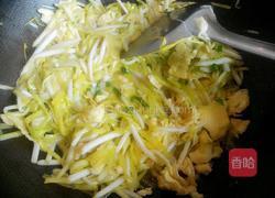 韭黄炒鸡蛋的做法图解7