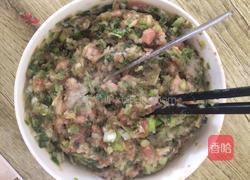 猪肉大葱饺子的做法图解3