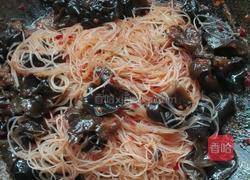 香辣木耳炒粉丝的做法图解10