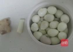 虎皮鹌鹑蛋的做法图解1