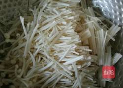 金针肉末烧茄子的做法图解1