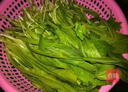 炒油麦菜的做法图解1