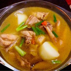 老母鸡炖山药的做法[图]