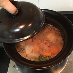 猪骨莲藕胡萝卜汤的做法[图]