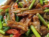 香辣蒜苔牛肚的做法[图]
