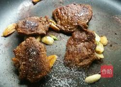 意大利面(红酱煎牛小排车轮面)的做法图解6