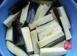 肉末茄子的做法图解1