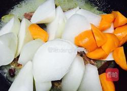 腊鸭腿炖萝卜的做法图解11