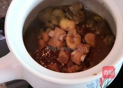 板栗焖排骨的做法图解5