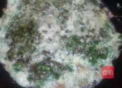 香椿苗煎鸡蛋的做法图解4