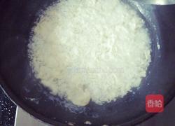 醪糟蛋花汤的做法图解3