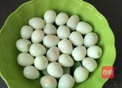 鹌鹑蛋红烧肉的做法图解3