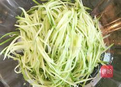 凉拌黄瓜丝的做法图解3