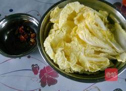酸辣大白菜的做法图解1