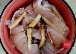 鱼片粥的做法图解2
