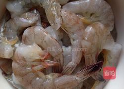 虾仁平菇豆腐煲的做法图解3