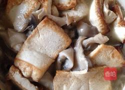 虾仁平菇豆腐煲的做法图解7