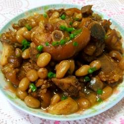 猪脚炖花生的做法[图]