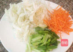 鲜虾炒面的做法图解3