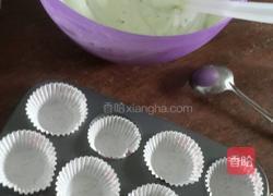 蓝莓芝麻纸杯蛋糕的做法图解10