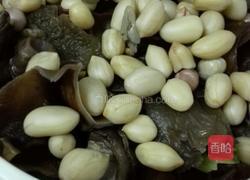 香辣凉泡菜(青瓜、木耳、花生、香菇)的做法图解2