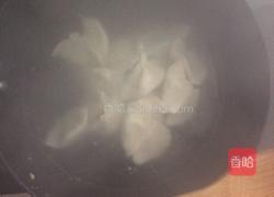 韭菜鸡蛋饺子的做法图解7