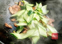 黄瓜炒肉的做法图解5