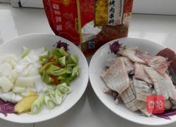 蒜蓉辣酱炒鱿鱼的做法图解1