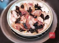 云耳蒸鸡的做法图解5