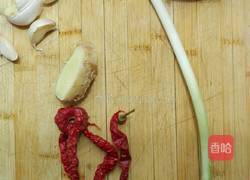 清炒土豆丝～鲁菜的做法图解1