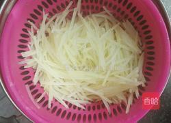 清炒土豆丝～鲁菜的做法图解4