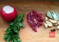 羊肉片氽萝卜的做法图解1