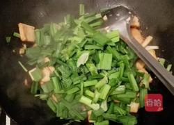 蒜苗炒豆腐的做法图解8