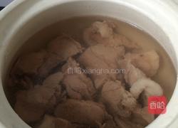 砂锅排骨萝卜汤的做法图解2