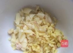 土豆蒸排骨的做法图解2