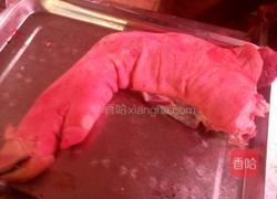 八珍甜醋炆猪脚的做法图解1