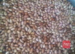 凉拌花生米的做法图解1