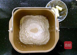 蜂蜜脆底面包的做法图解1