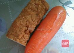胡萝卜炒肉肠的做法图解1