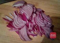 洋葱炒粉丝的做法图解1