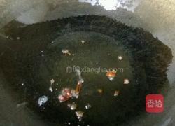 西红柿豆芽烩饼的做法图解1