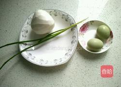 萝卜丝炒鸡蛋的做法图解1