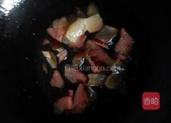 折耳根炒腊肉的做法图解6