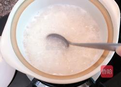 香菇腊肠煲仔饭的做法图解3