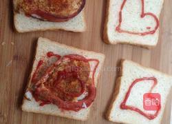 吐司火腿爱心煎蛋的做法图解4