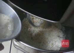 肠仔包的做法图解6