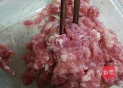 莲藕煎肉饼的做法图解1