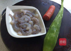 翡翠虾仁的做法图解1